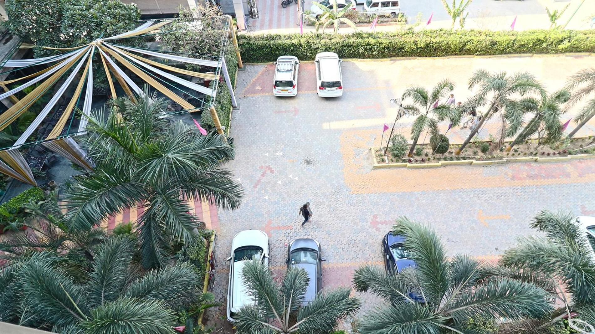 Skycity Hotel Gurgaon Exterior foto